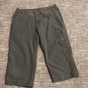 Kuhl Women's Capris in Dark Green